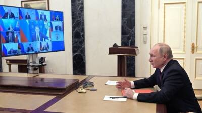 Путин предложил членам Совбеза обсудить защиту персональных данных