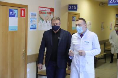 Губернатор Любимов проверил работу рязанского call-центра по вопросам коронавируса