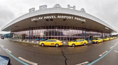 Украина заставила аэропорт Праги отказаться от русского языка