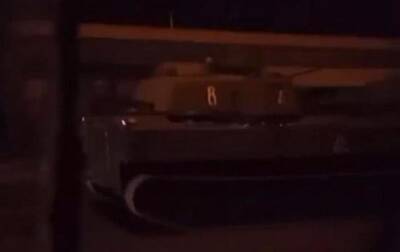 В Сети появились видео передвижений военной техники в Донецке