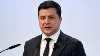 Зеленский пообещал Макрону не отвечать на «провокации» в Донбассе