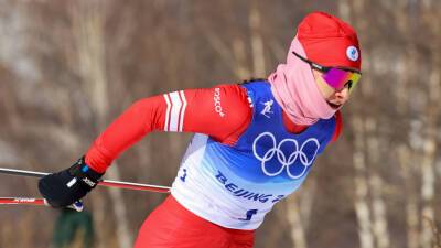 Российская лыжница Непряева сошла с дистанции масс-старта на ОИ в Пекине