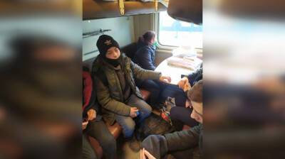 Появились первые кадры с прибывшими в Воронеж беженцами из Донбасса