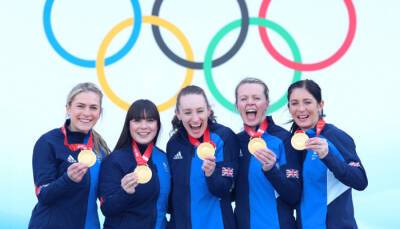 Женская сборная Великобритании выиграла олимпийский турнир по керлингу