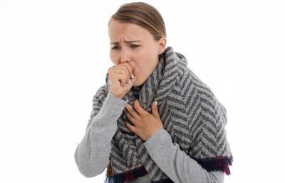 Врач рассказала о схожести симптомов «омикрона» и гриппа