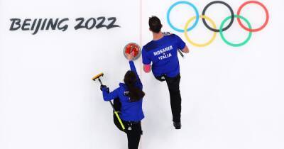 Итоги соревнований по керлингу на Олимпиаде-2022 в Пекине - лучшие истории, моменты и рекорды