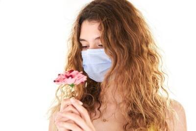 Как избавиться от аромата выхлопных газов в носу после COVID-19, объяснила псковский врач