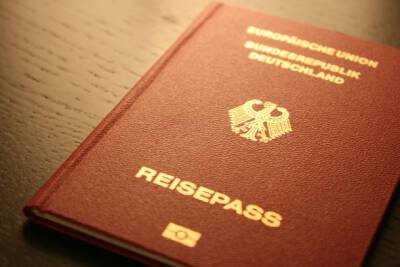 Германия приняла закон, предоставляющий гражданство тысячам израильтян