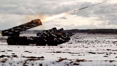 Россия и Беларусь решили продлить масштабные военные учения у границ Украины