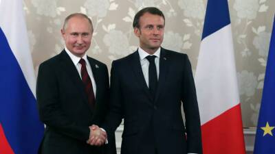 Путин и Макрон договорились о встрече рабочей группы по Украине