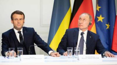 Макрон и Путин договорились созвать в ближайшие часы заседания ТКГ