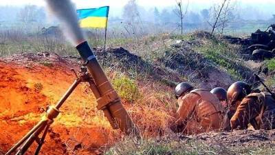 С полудня киевские боевики 17 раз обстреляли ЛНР