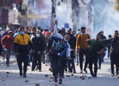 «Подарок американского народа» вызвал волну беспорядков в Непале
