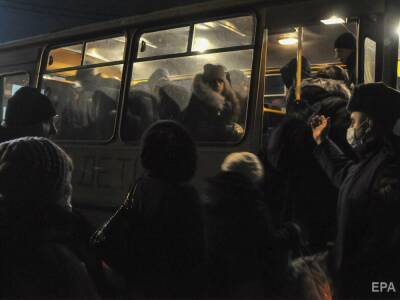 Жители ОРДЛО, которых вывезли в РФ, возвращаются домой, "эвакуация" – это фарс – Резников