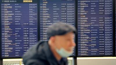 Власти России ужесточат контроль цен на авиабилеты в экономкласс
