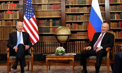 Путин и Байден примут участие в саммите Макрона