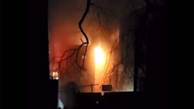Несколько человек «попали в ловушку» из-за пожара в доме в Нью-Йорке