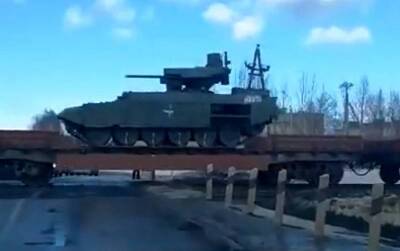Боевые машины «Терминатор» идут в направлении украинской границы