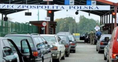 Польша призвала своих граждан покинуть юго-восток Украины и не путешествовать без надобности