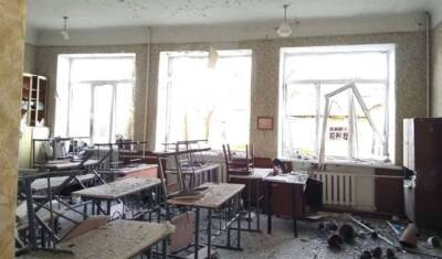 Власти ДНР заявили об обстреле двух школ в Донецке