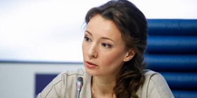 Кузнецова: Общественные приемные "ЕР" будут оперативно консультировать беженцев с Донбасса