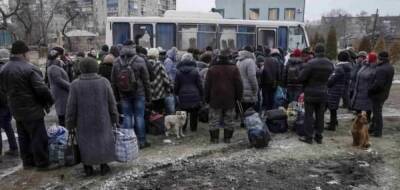 Российский Крым приходит на помощь эвакуированным из Донбасса