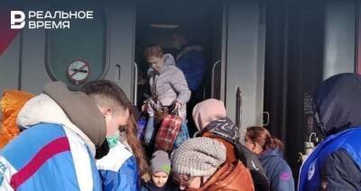 Правительство РФ выделило 5 млрд рублей на выплаты эвакуируемым жителям Донбасса