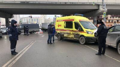 В Екатеринбурге четыре человека пострадали в ДТП с машиной скорой помощи