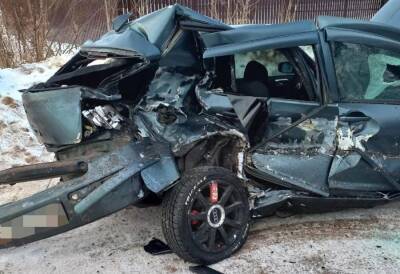Количество пострадавших в аварии с УАЗ и Volkswagen в Тверской области выросло до двух