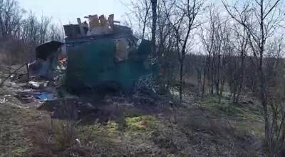 ФСБ: украинский снаряд разрушил объект погранслужбы РФ. Он больше похож на ветхую будку