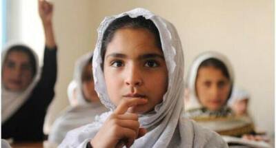 Талибы подтвердили намерение открыть все школы для мальчиков и девочек в конце марта