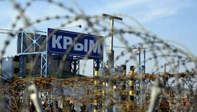 Оккупанты стягивают военную технику к админгранице Крыма