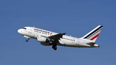 Air France отменила на 22 февраля все рейсы между Парижем и Киевом