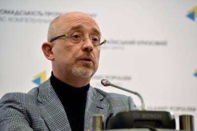 Министр обороны Украины считает, что нужно вводить санкции против РФ