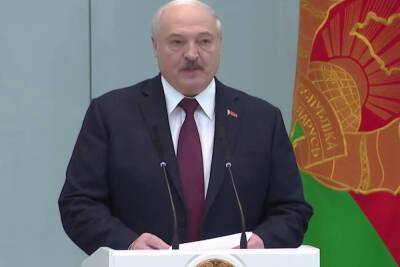 Лукашенко заявил о готовности первым пойти на войну