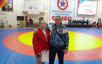 Рязанская юниорка завоевала серебро первенства России по боевому самбо