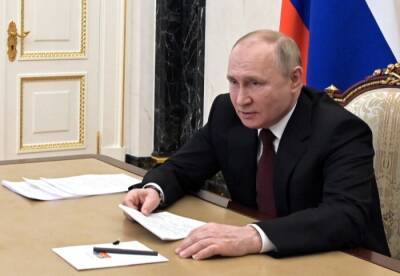 Путин назвал угрозой для страны использование Украины как инструмента противостояния с РФ