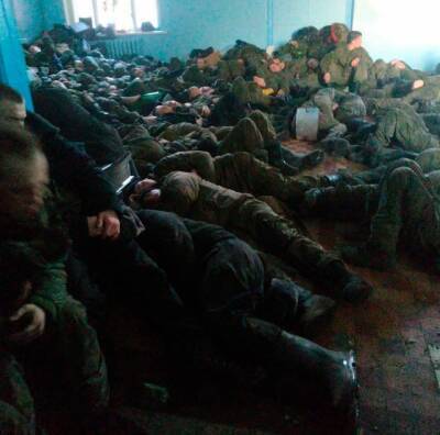 ​Спят на полу без сухпайков: срочники армии РФ «застряли» под Белгородом