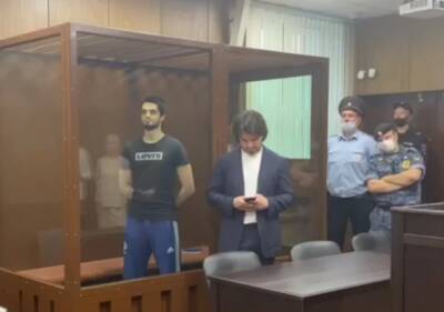 Мосгорсуд утвердил приговор чеченцу за драку с силовиками на незаконной акции