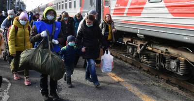 В Россию приехали 68,5 тысяч эвакуированных из Донбасса граждан
