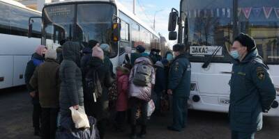 ВЦИОМ: почти 80% россиян поддержали прием беженцев из ДНР и ЛНР