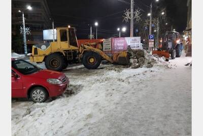 За выходные из Смоленска вывезли более 3 тысяч «кубов» снега