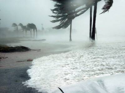 Смертоносный циклон: непогода все чаще вмешивается в жизнь человека и рушит тысячи судеб