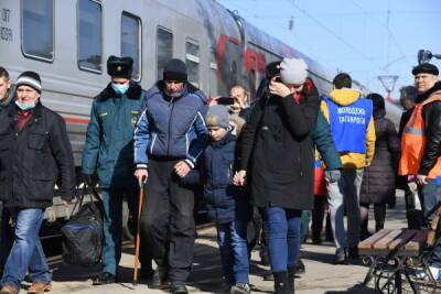 ФСБ: в Россию въехали более 68 тысяч жителей ДНР и ЛНР