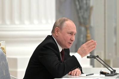 Путин заявил Шольцу и Макрону о скором признании ДНР и ЛНР