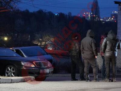 Из дома Медведчука, который находится под арестом, вывозили вещи, туда приехала полиция – СМИ