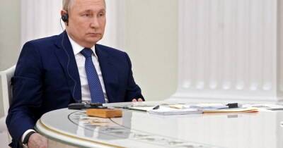 Путин заявил Макрону и Шольцу о намерении признать так называемые “ЛНР” и”ДНР”