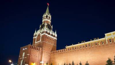 Путин: Запад пытается шантажировать Россию санкциями