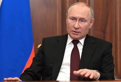 Владимир Путин поручил вооруженным силам обеспечить поддержание мира в ДНР и ЛНР