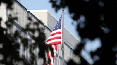 США перемещают сотрудников посольства из Украины в Польшу